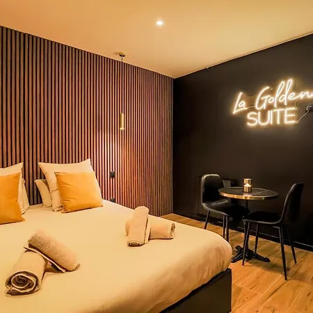 Golden - Elegance - Private Jacuzzi Lens